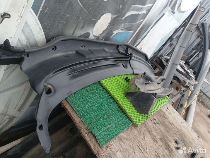 Накладка лобового стекла (жабо) Fiat Brava 1995-2