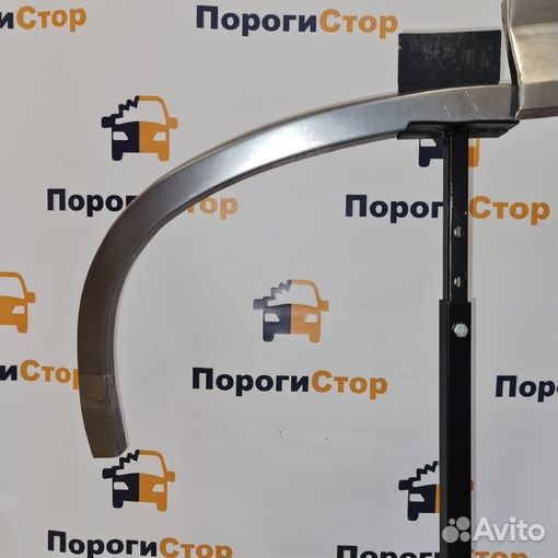 Кузовная арка заднего правого крыла Honda CR-V 1