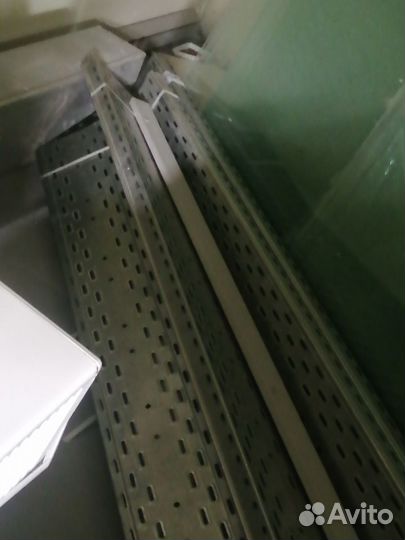 Перфорированный лоток светильники