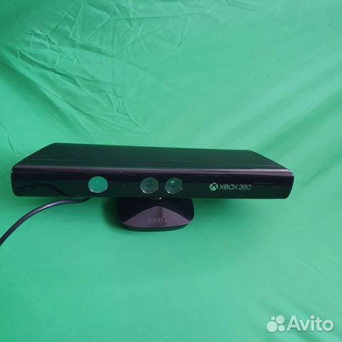 Xbox 360 + Kinect + 2 геймпада + 4 игры