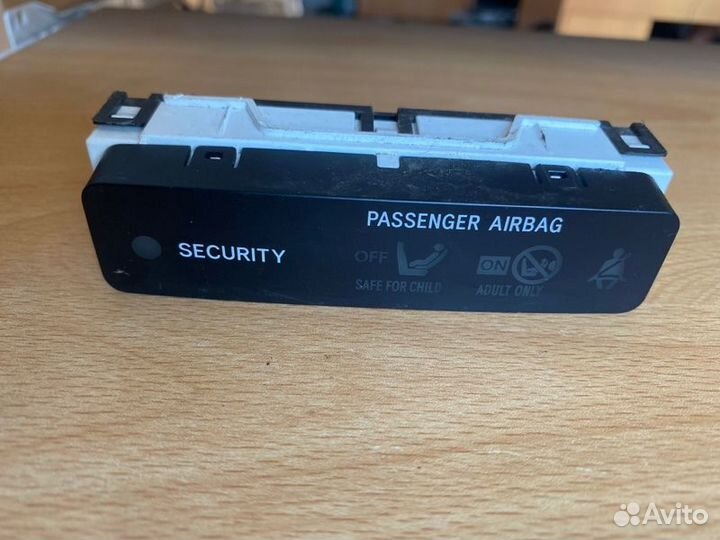 Дисплей информационный Renault Duster