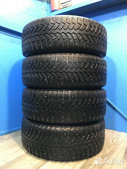 Bridgestone Blizzak Spike-01 225/60 R17