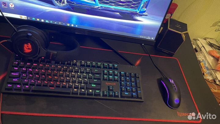 Игровая клавиатура и мышь и нвушники