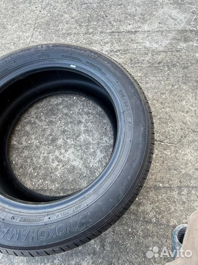 Yokohama 104ZR 21.5/55 R17 28V