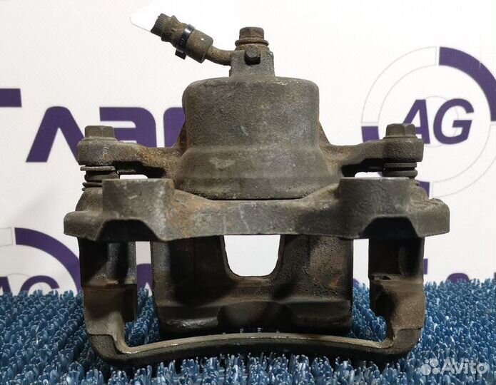 Суппорт Nissan Cefiro