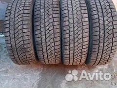 Viatti Brina Nordico V-522 215/60 R16