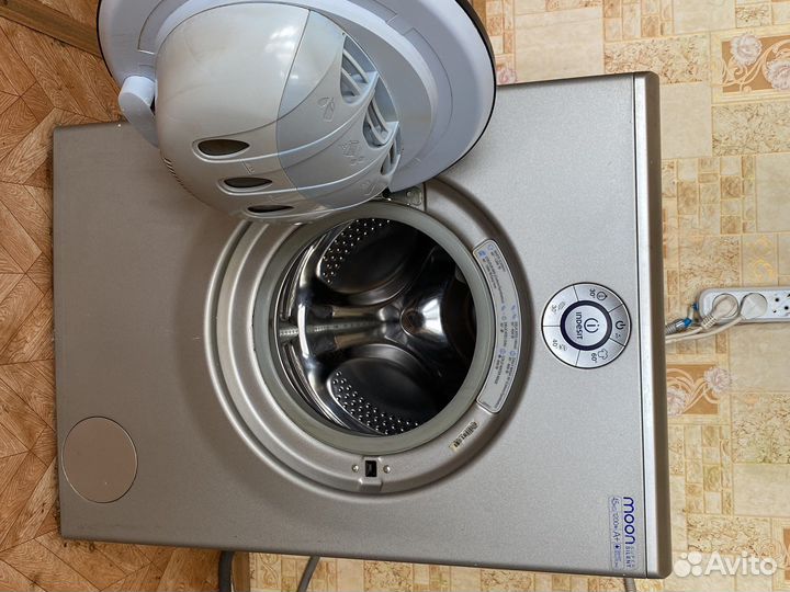 Стиральная машина indesit