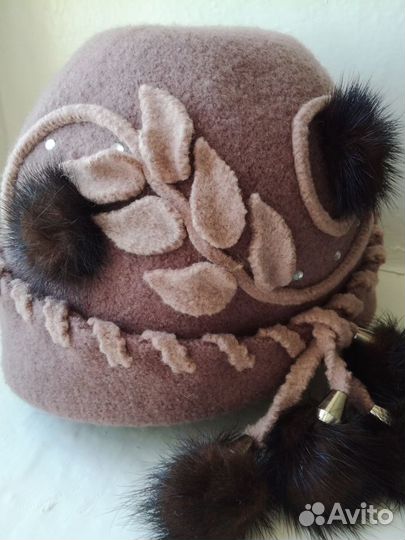 Теплая женская шапочка