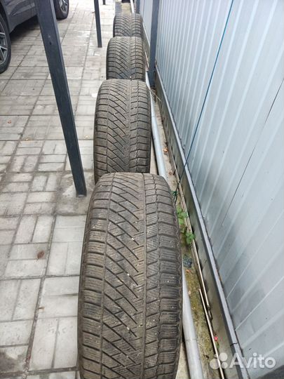 Continental ContiVikingContact 6 225/55 R19