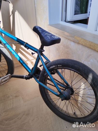 Трюковой велосипед BMX