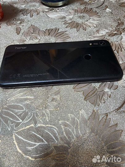 Телефон honor 8A
