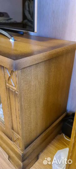 Тумба под телевизор