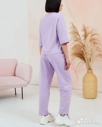 Костюм женский спортивный брючный