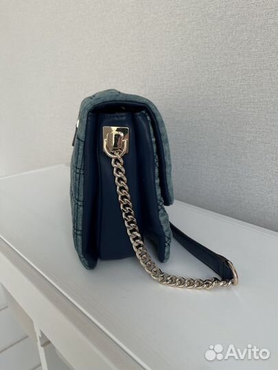 Новая сумка на плечо кросс-боди джинсовая guess