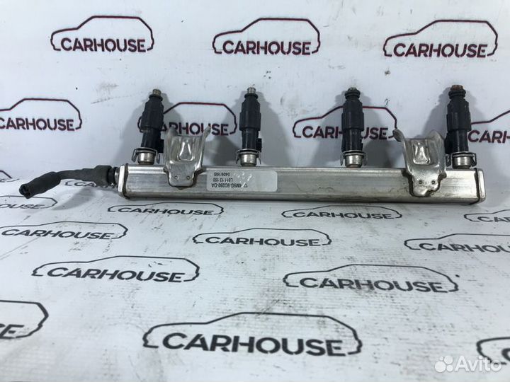 Рампа с форсунками Ford Focus 2 1.8 qqdb