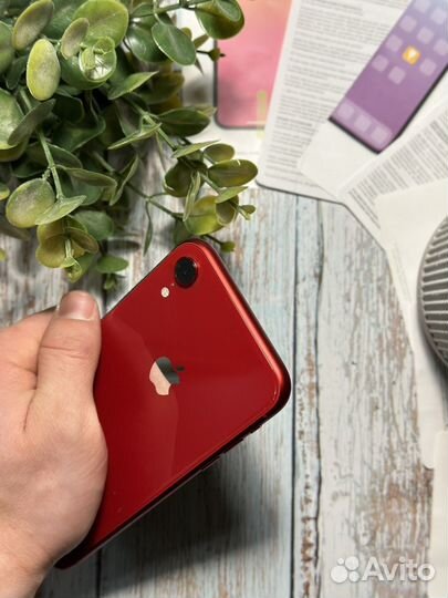 iPhone Xr, 64 ГБ