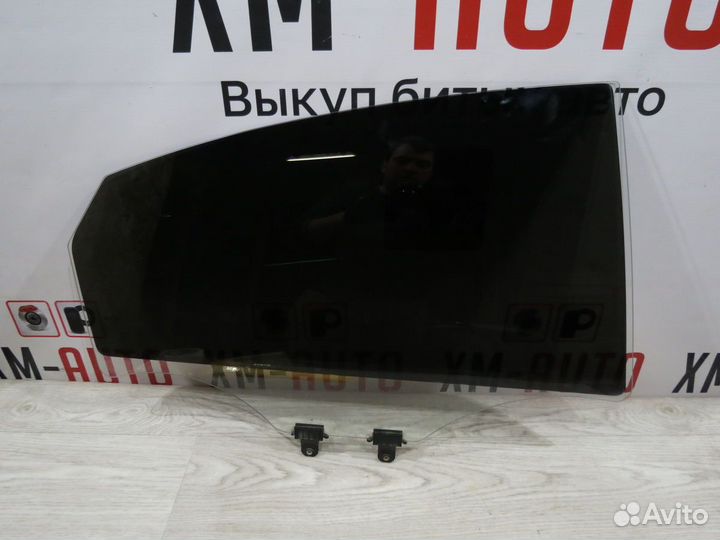 Стекло заднее правое Hyundai Solaris 2