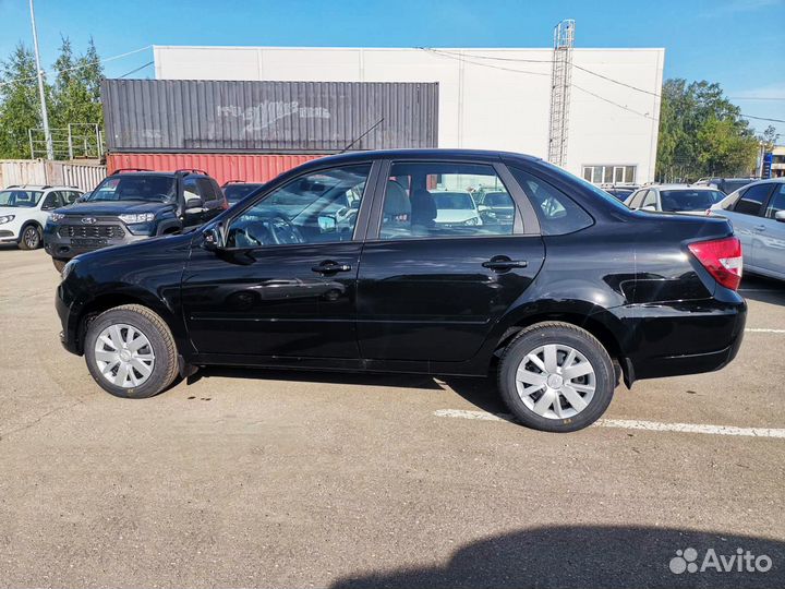 LADA Granta 1.6 МТ, 2023