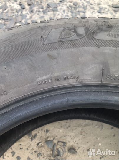 Bridgestone Dueler H/P Sport 215/65 R16