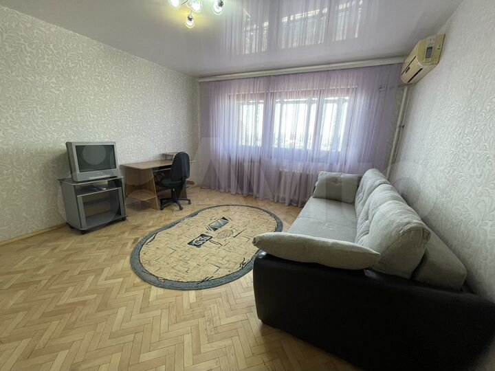 2-к. квартира, 50 м², 8/9 эт.