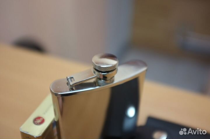 Фляжка Mustang (Испания) +чехол