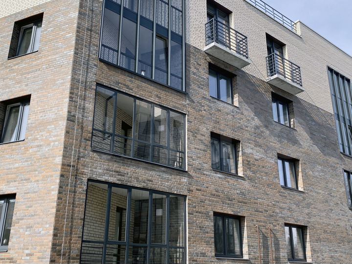 2-к. квартира, 75,1 м², 1/4 эт.