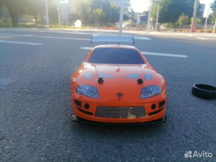 Машина на радио управления для дриыта