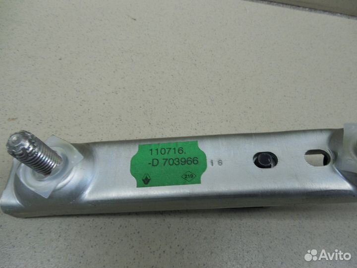 Механизм регулировки ремня безопасности Sandero 20