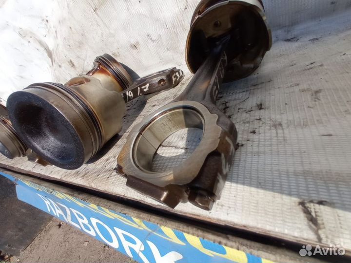 Поршень+шатун Renault 19 1.7 бенз F3N N цена1шт