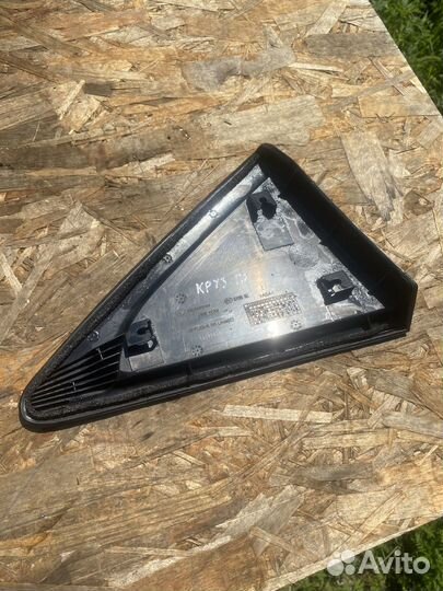 Левый уголок заднего крыла chevrolet заднего