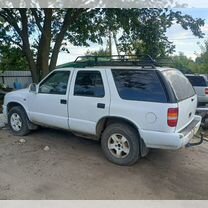 Chevrolet Blazer 4.3 AT, 1998, 420 000 км, с пробегом, цена 240 000 руб.