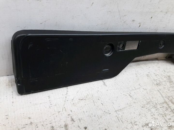 Накладка под номер передняя Toyota Rav4 XA50 2018