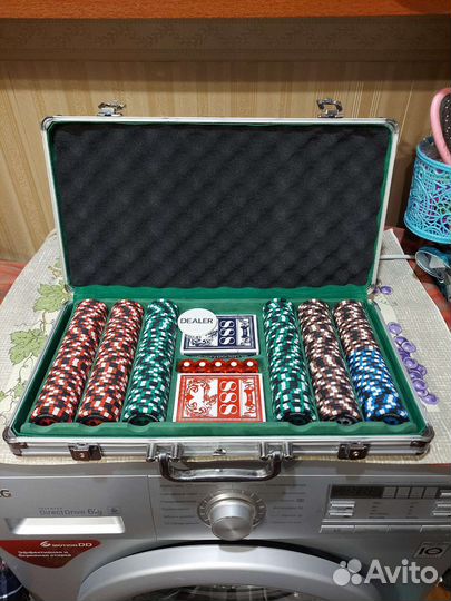 Покерный набор 300 фишек