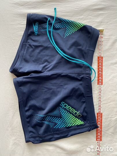 Плавательные мужские шорты и шапочки