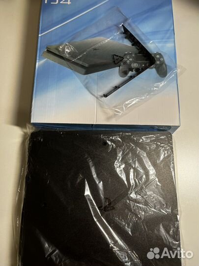 Нижняя крышка на playstation 4 slim