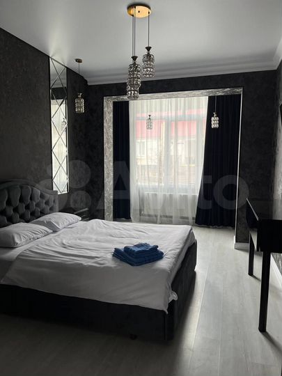 3-к. квартира, 100 м², 1/4 эт.