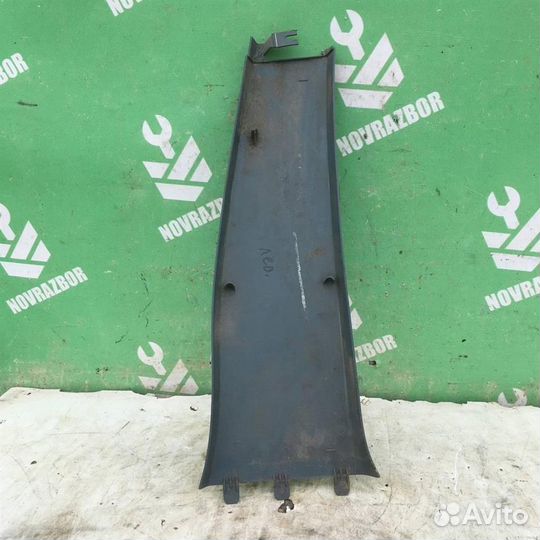 Обшивка стойки Рено Сценик