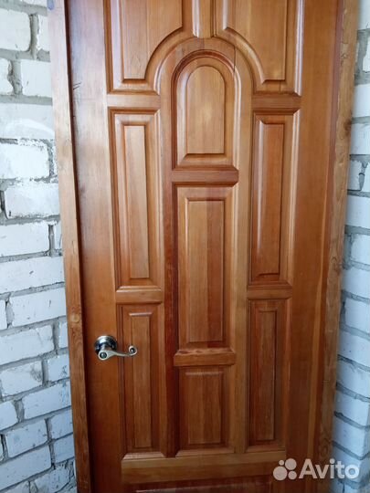 Дверь входная бу, размер 70 на 200 см