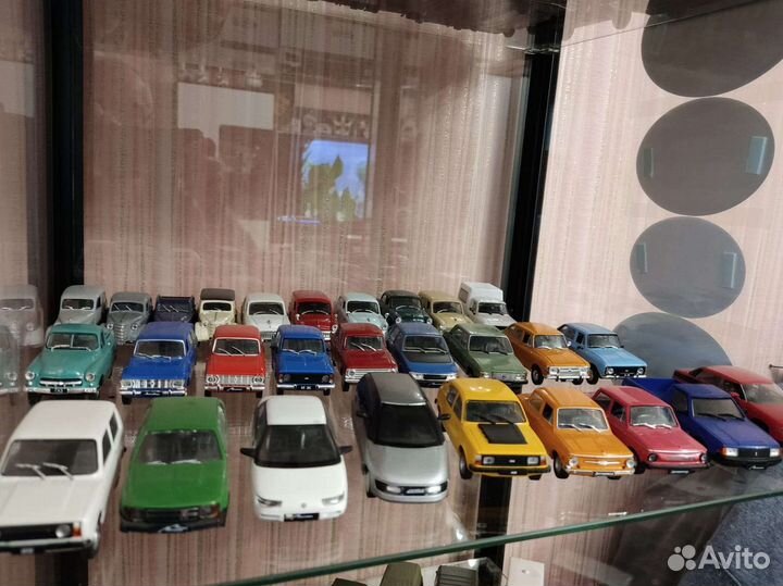 Автомобили модели Автолегенда