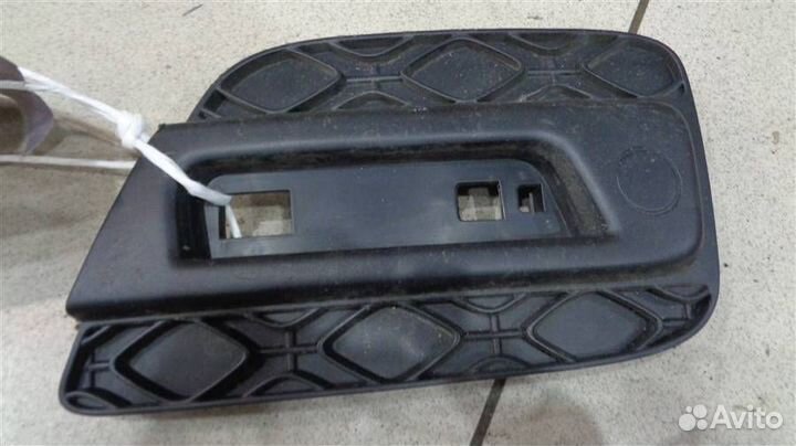 Накладка заднего бампера левая Renault Sandero 20