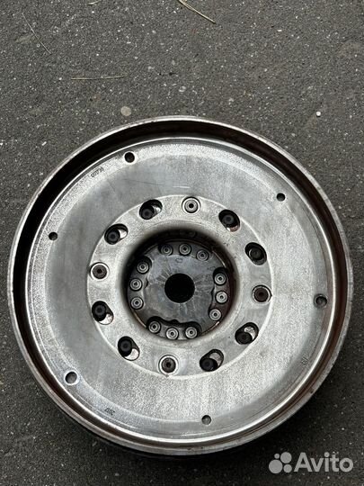 Двухмассовый маховик Audi A4 B9 / A5 F5