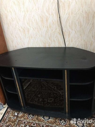 Тумба под телевизор