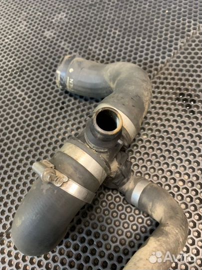 Патрубок системы охлаждения Bmw 520I F10 N20 2015