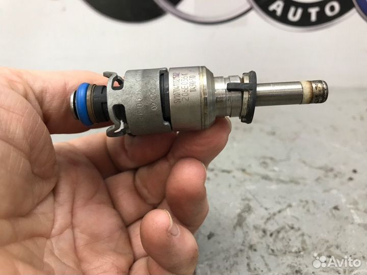 Форсунка инжекторная Audi A6 С7 cgwb 2011