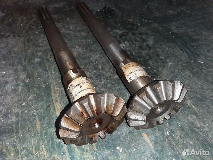 Вал вертикальный мтз короткий 52-2308063