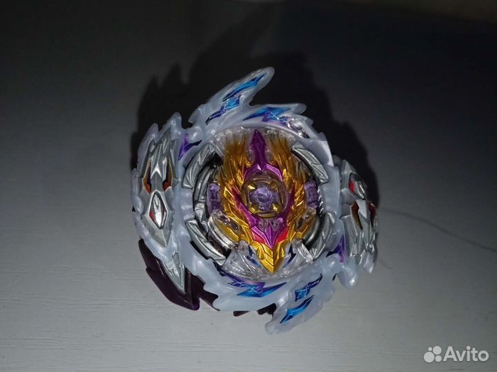 Beyblade burst takara tomy