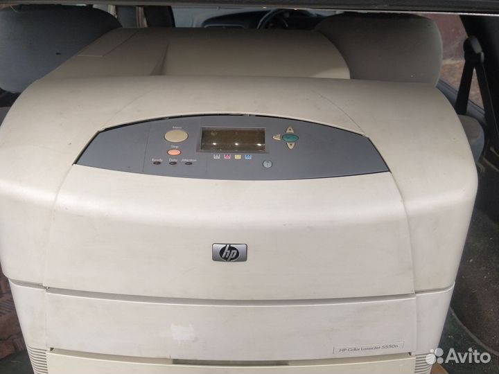Принтер HP Color LaserJet 5550n