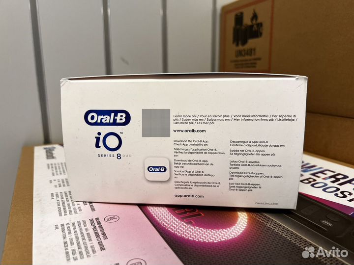 Oral-B iO Series 8 Duo Black + White