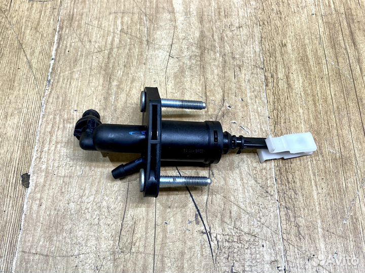 Главный цилиндр сцепления Opel Astra J 2009-2016г