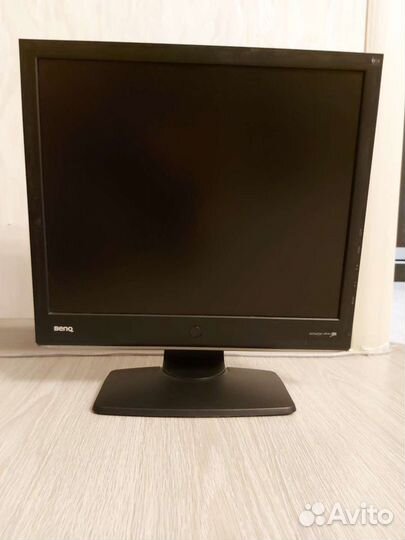 Монитор BenQ 17